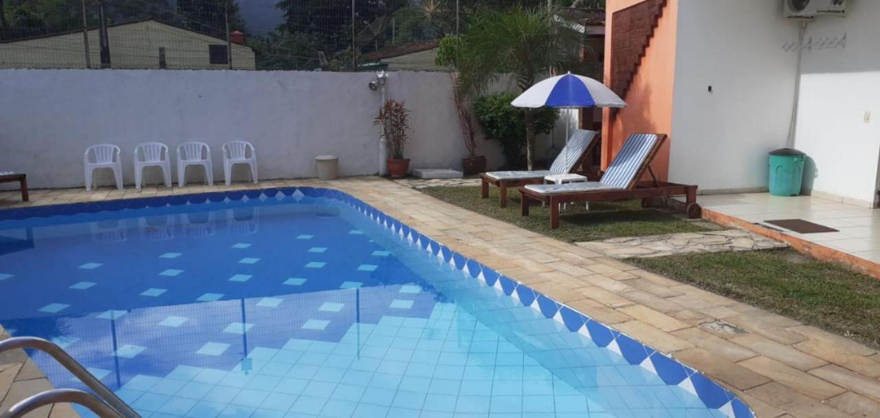 Villa Garden - Suites Маресиас Екстериор снимка